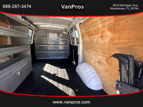 Used 2013 Chevrolet Express 2500 image 15