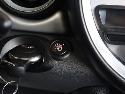 Used 2011 MINI Cooper Hardtop FWD image 29