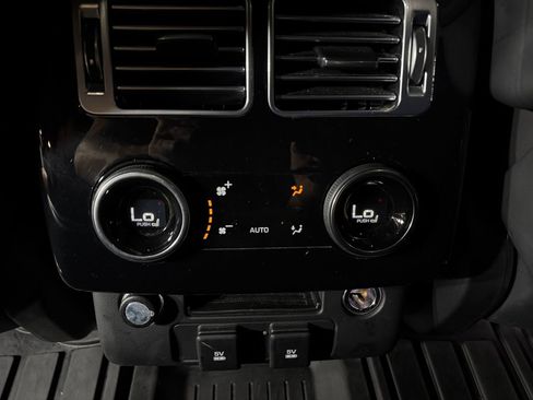 Used 2020 Land Rover Range Rover HSE AWD/4WD image 18