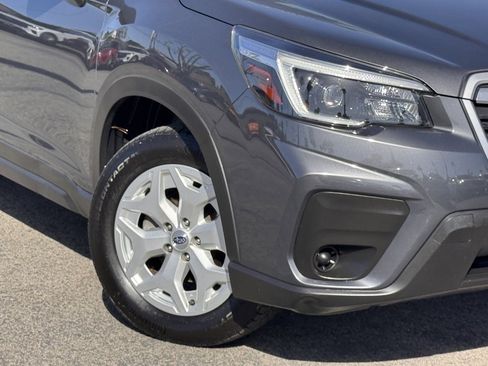 Used 2021 Subaru Forester Base image 4