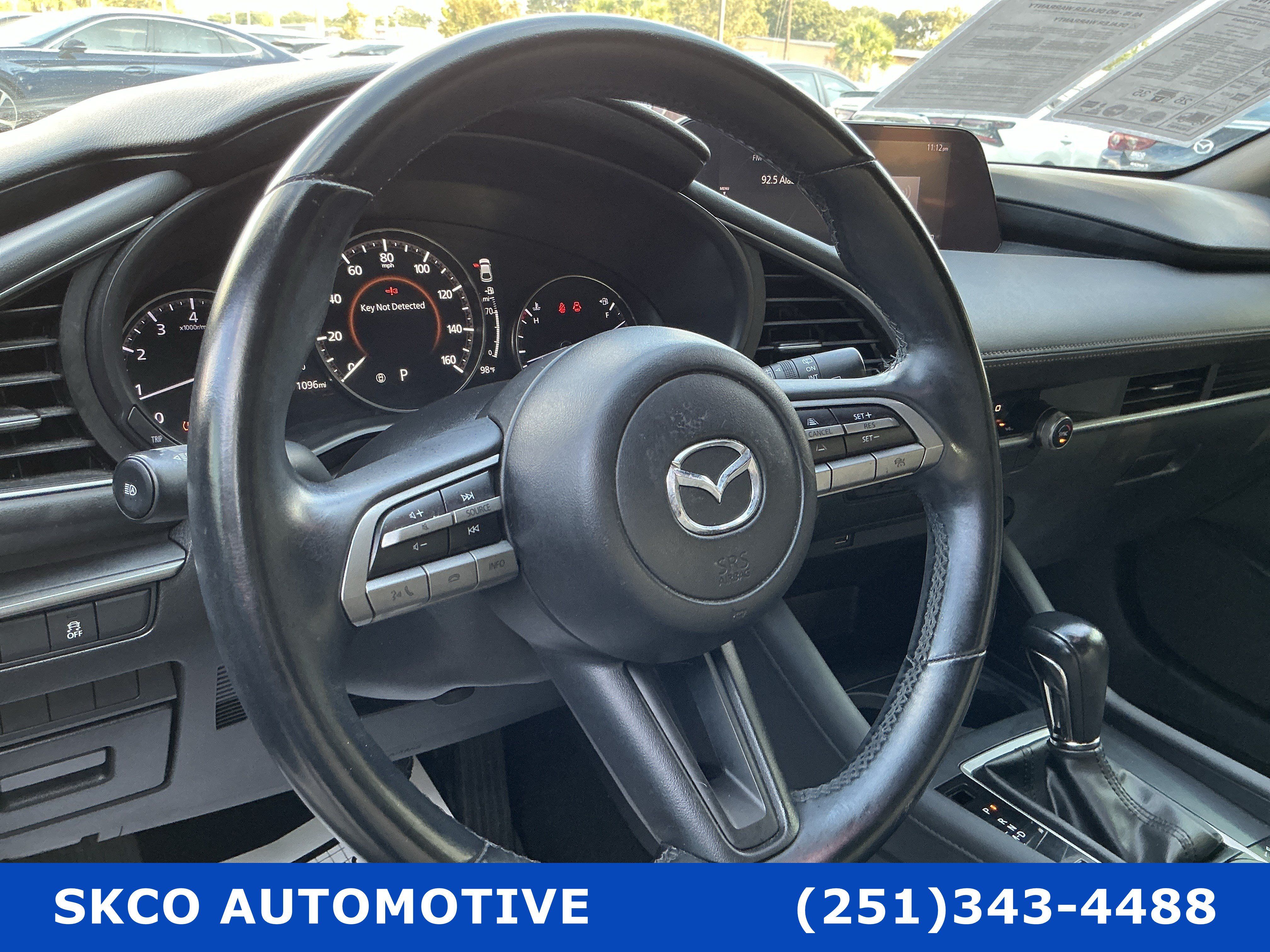 Used 2020 MAZDA MAZDA3 Hatchback FWD image 19