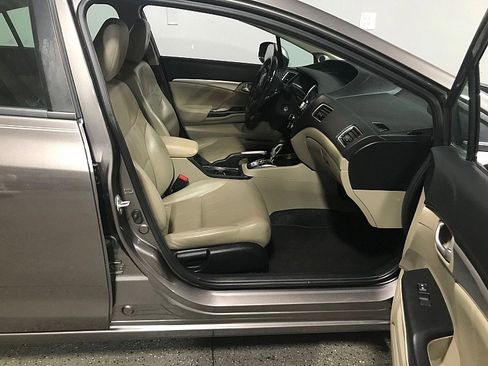 Used 2013 Honda Civic EX-L image 19