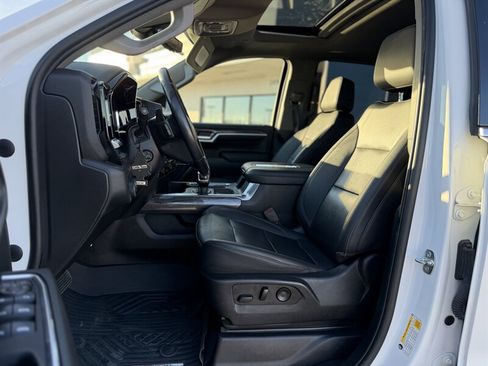 Used 2022 Chevrolet Silverado 1500 LTZ image 3