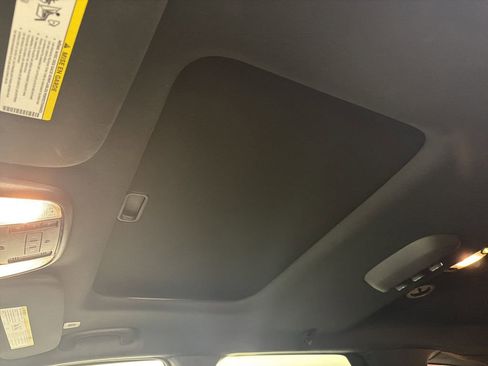 Used 2023 Dodge Durango R/T image 35