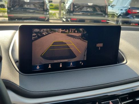 Certified 2024 Acura MDX FWD image 31