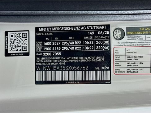 Used 2025 Mercedes-Benz G 63 AMG 4MATIC image 34