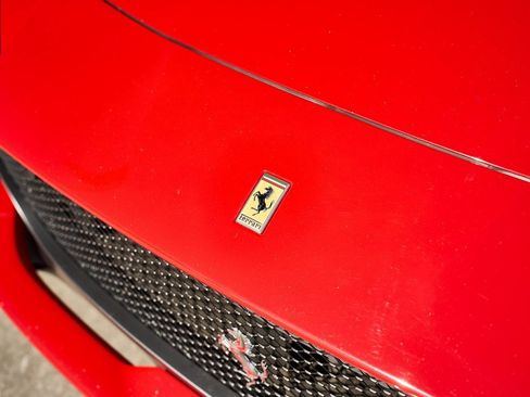 Used 2018 Ferrari 812 Superfast image 6