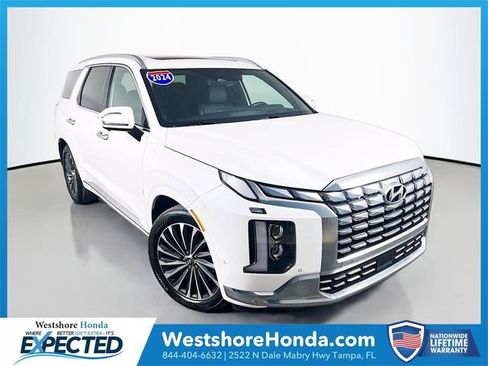 Used 2024 Hyundai Palisade Calligraphy FWD image 1