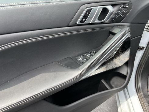 Used 2024 BMW X6 M60i AWD/4WD image 14