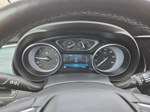 Certified 2020 Buick Envision Essence w/ LPO, Active Package image 23