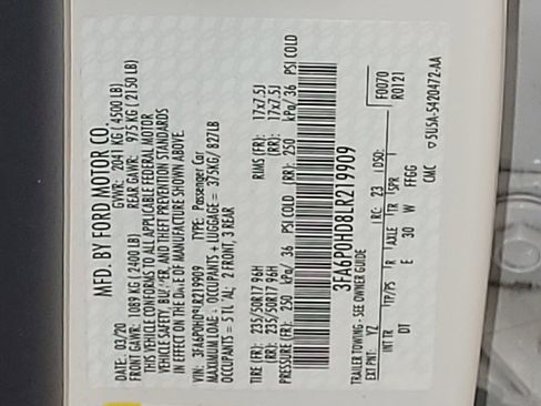Used 2020 Ford Fusion SE FWD image 33