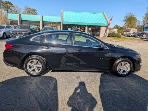 Used 2019 Chevrolet Malibu LS w/ LPO, Convenience Package 1 image 8
