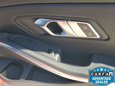 Used 2023 BMW 330i Sedan w/ M Sport Package image 51