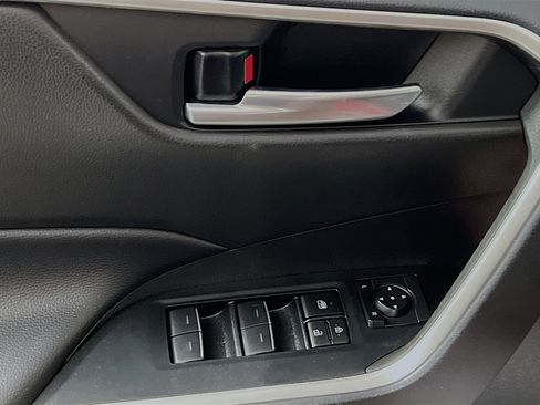 Used 2024 Toyota RAV4 XLE Premium image 17