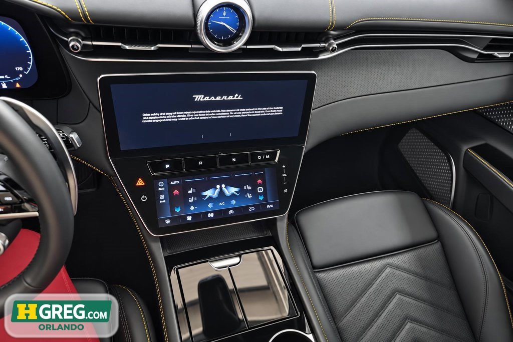 Used 2023 Maserati Grecale Modena AWD/4WD image 14
