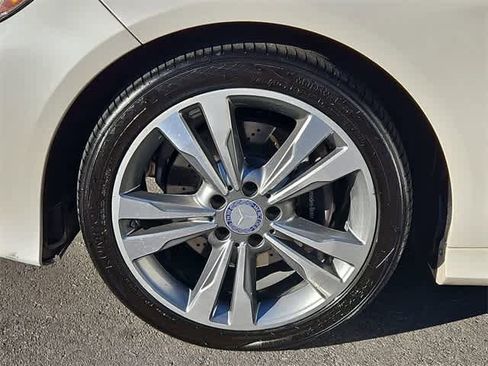 Used 2015 Mercedes-Benz E 350 Sedan image 13