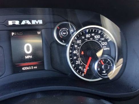 Used 2024 RAM 2500 Big Horn image 29