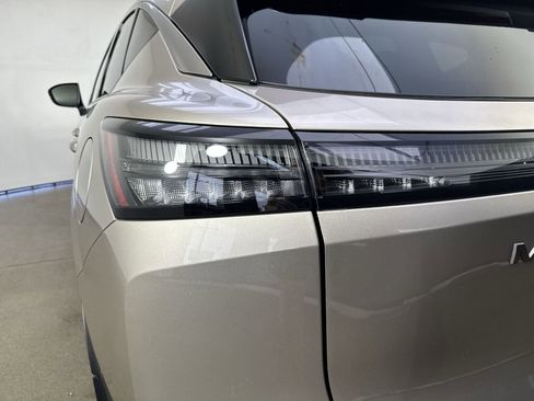 Used 2025 Nissan Murano SL AWD/4WD image 29