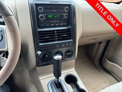 Used 2009 Ford Explorer XLT AWD/4WD image 12