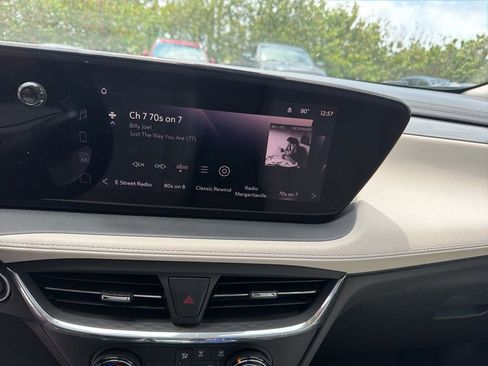 Used 2025 Buick Encore GX Preferred w/ Advanced Technology Package FWD image 7