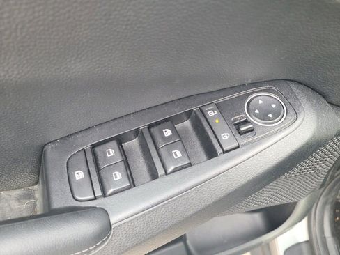 Used 2024 Kia Seltos EX image 18