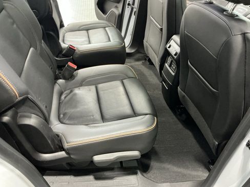 Used 2023 GMC Acadia AT4 w/ Technology Package image 36