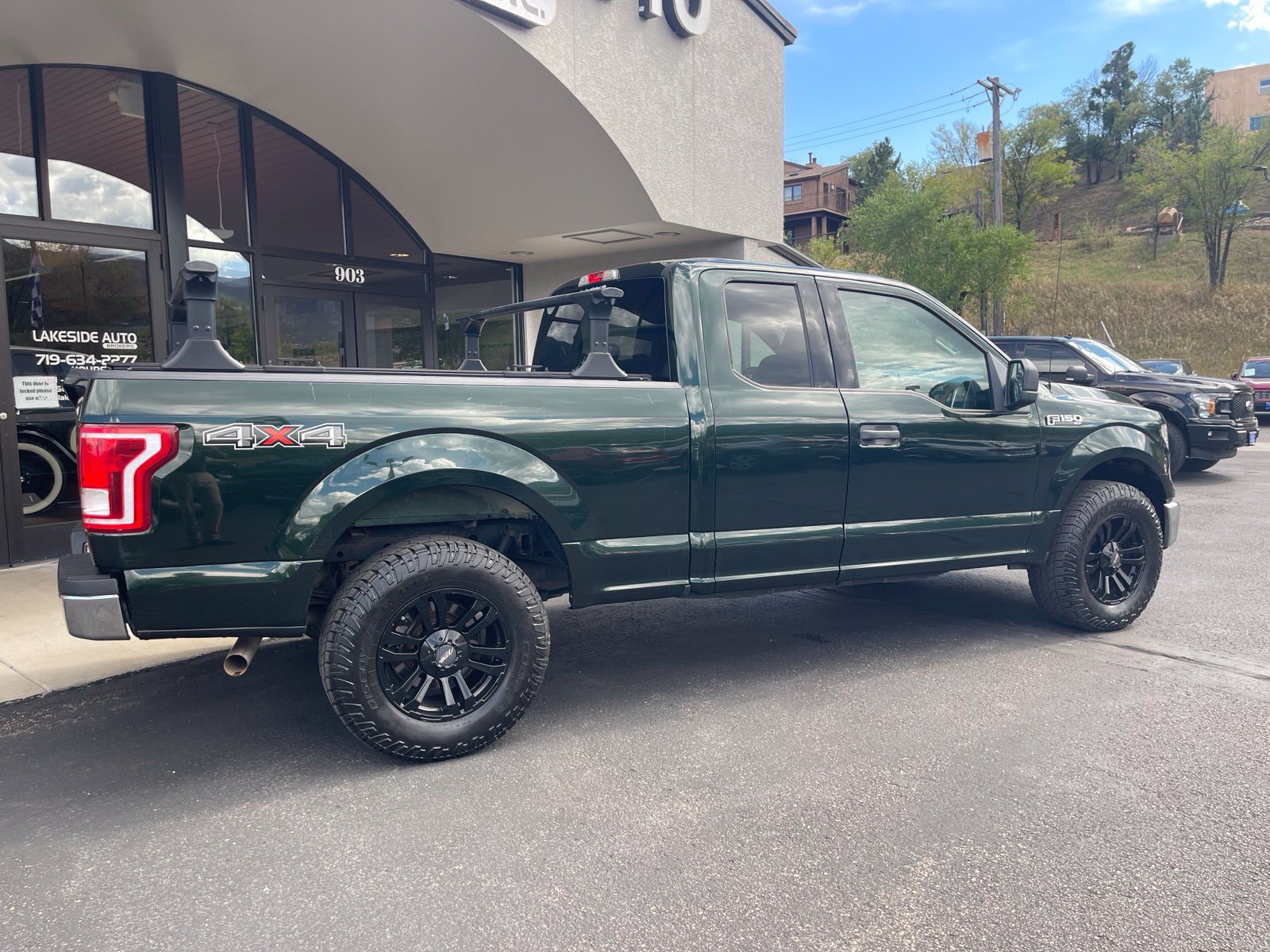 Used 2015 Ford F150 XLT AWD/4WD image 8