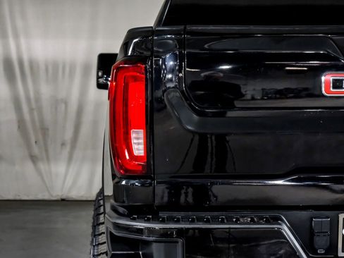 Used 2021 GMC Sierra 2500 AT4 w/ Gooseneck/5TH Wheel Package image 42