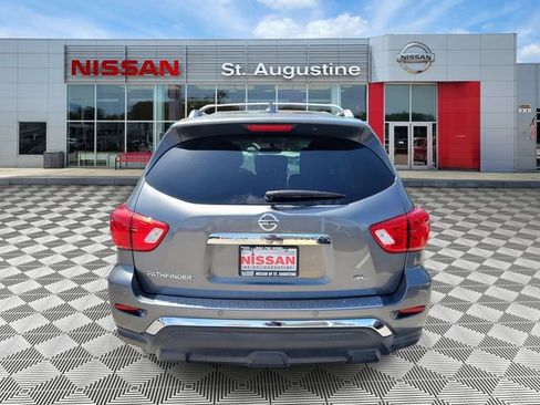 Used 2020 Nissan Pathfinder SL FWD image 3