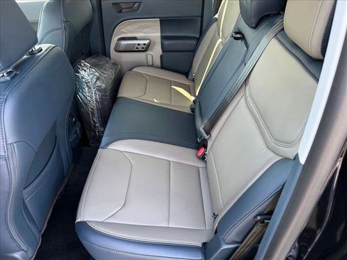 New 2025 Ford Maverick Lariat image 16
