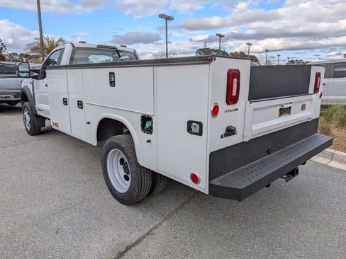 New 2026 Ford F550 4x4 Regular Cab Super Duty w/ XL Chrome Package image 3