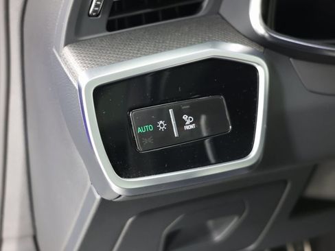 Used 2023 Audi RS 6 w/ Driver Assistance Package image 24