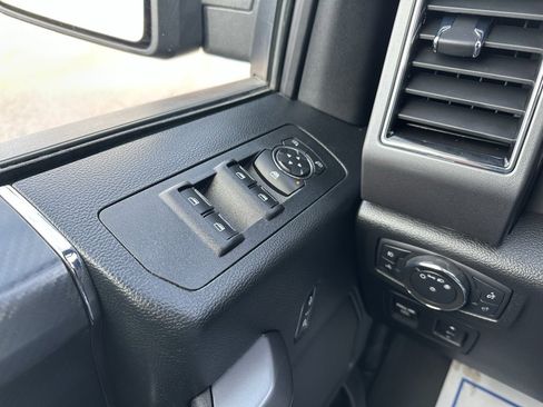 Used 2020 Ford F150 XLT w/ Equipment Group 302A Luxury image 28