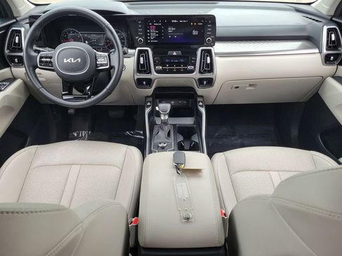 Used 2023 Kia Sorento S w/ Panoramic Sunroof Package image 15