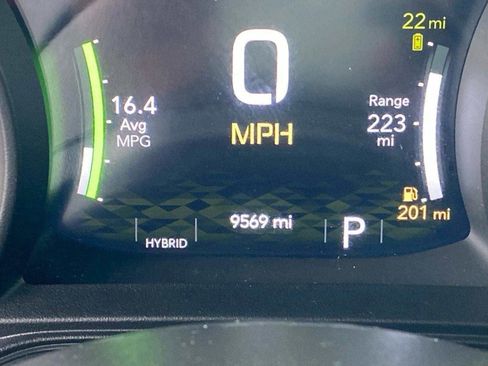 Used 2025 Jeep Wrangler Willys image 20