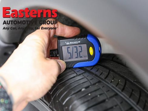 Used 2023 Nissan Rogue SV AWD/4WD image 29