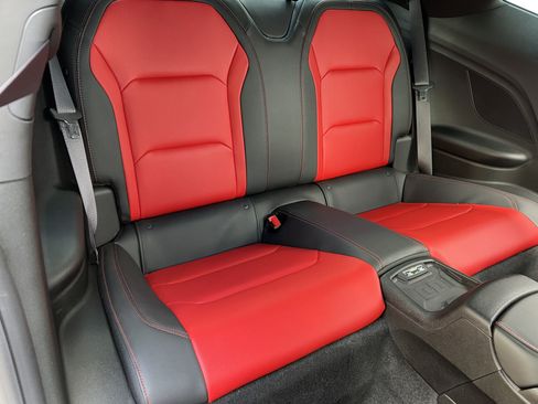Used 2017 Chevrolet Camaro SS RWD image 21