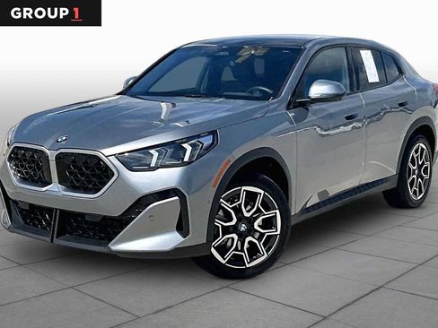 Used 2026 BMW X2 xDrive28i AWD/4WD image 1