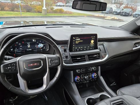 Used 2023 GMC Yukon SLT image 9