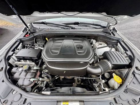 Used 2021 Jeep Grand Cherokee Laredo w/ Security & Convenience Group AWD/4WD image 11