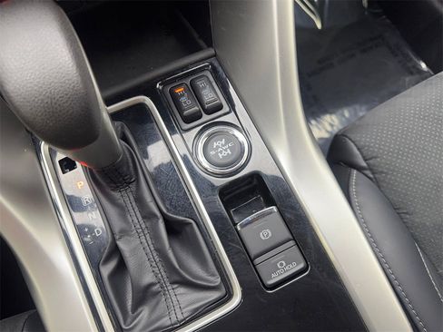 Used 2024 Mitsubishi Eclipse Cross SE image 69