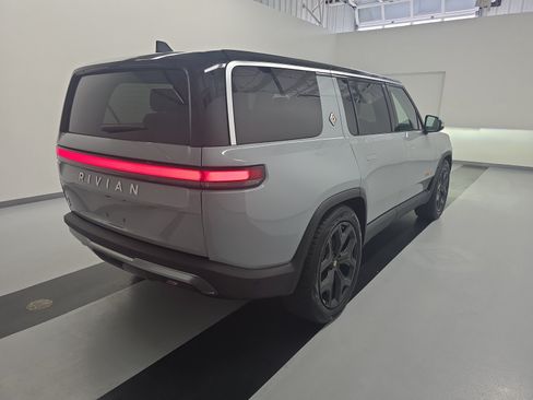 Used 2023 Rivian R1S Adventure AWD/4WD image 5