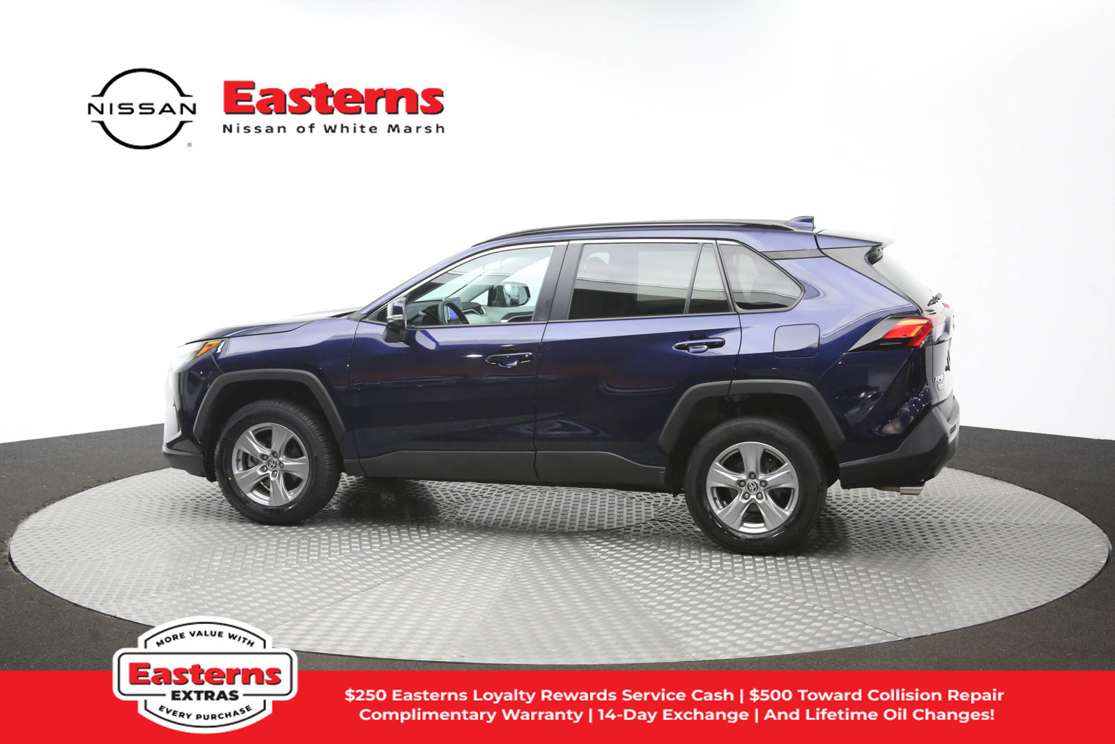 Used 2024 Toyota RAV4 XLE FWD image 61