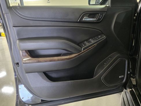 Used 2017 Chevrolet Tahoe LT w/ LT Midnight Edition image 17