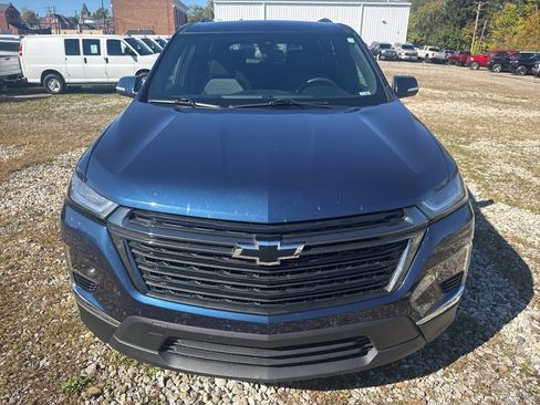Used 2023 Chevrolet Traverse LT w/ Midnight/Sport Edition image 6