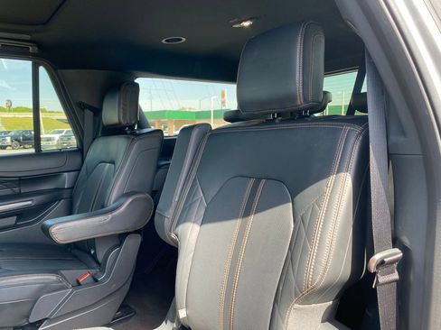 Used 2023 Ford Expedition Max Platinum AWD/4WD image 30