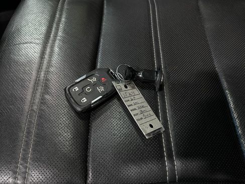 Used 2019 GMC Yukon Denali image 41