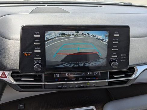 Used 2021 Toyota Sienna LE FWD image 20