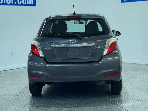 Used 2014 Toyota Yaris L FWD image 7