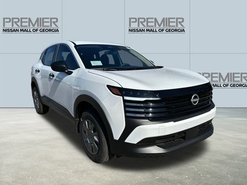 New 2026 Nissan Kicks S FWD image 3
